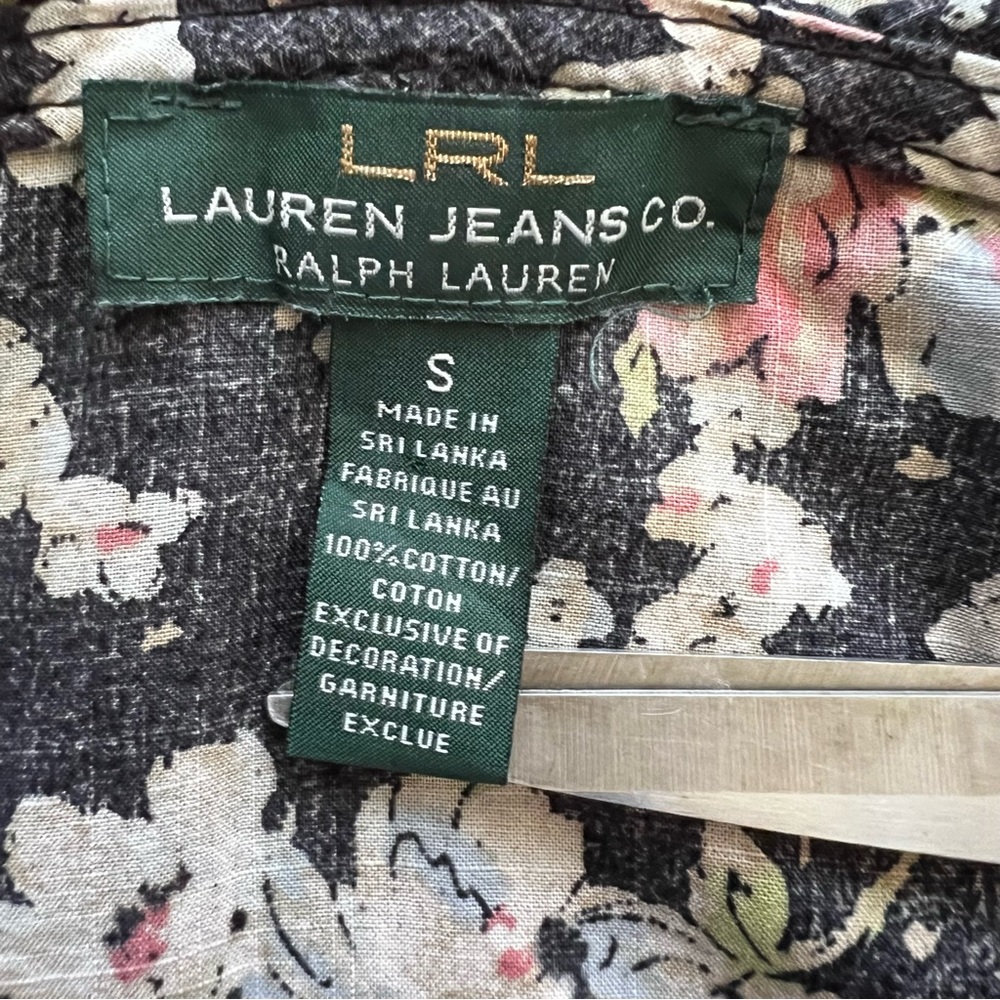 LRL Lauren Jeans Black Floral Ruffled Button Down Romantic Blouse. Size S - Picture 11 of 15